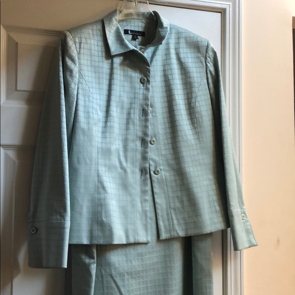 Larry Levine 3 piece Suit